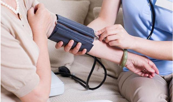 獨居老人突發疾病惹擔憂,捷徑智慧養老系統提供解決方案(圖1) 獨居老人突發疾病惹擔憂,捷徑智慧養老系統提供解決方案(圖1)